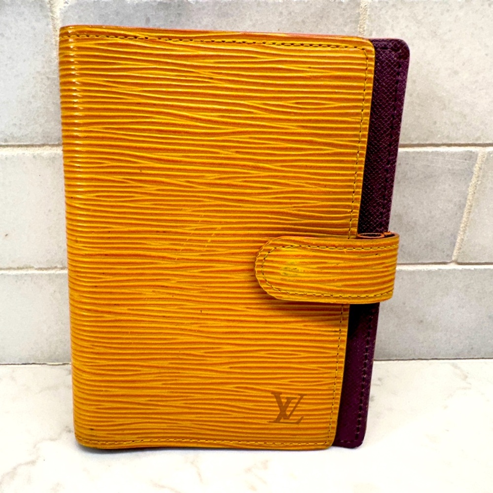 Louis Vuitton Agenda Yellow Epi GUC AUTHENTIC